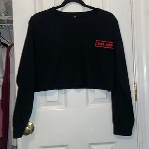 Womens Medium, black&red “BERLIN” graphic long sleeve crop top